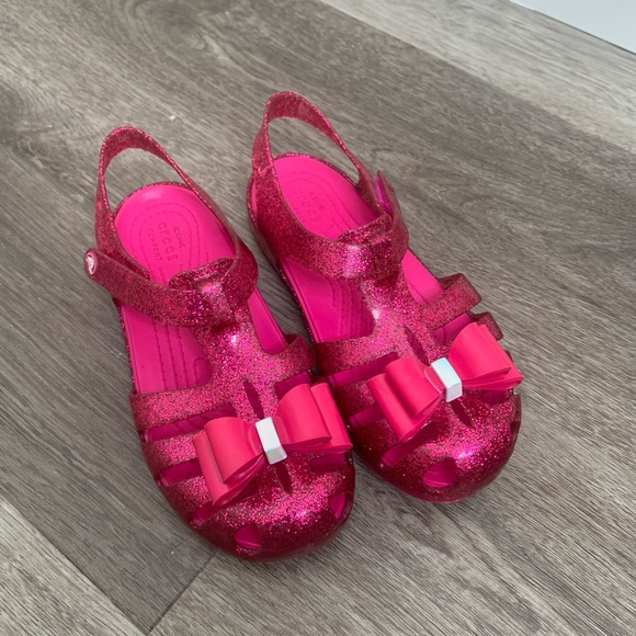 pink sparkly crocs